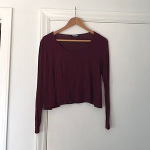 Burgundy long sleeve crop top